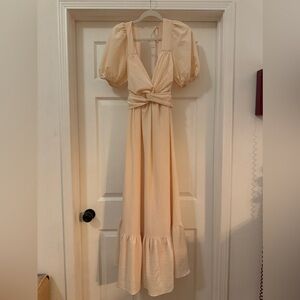 Astr the Label Chic Backless Puff Sleeve Dress in Apricot